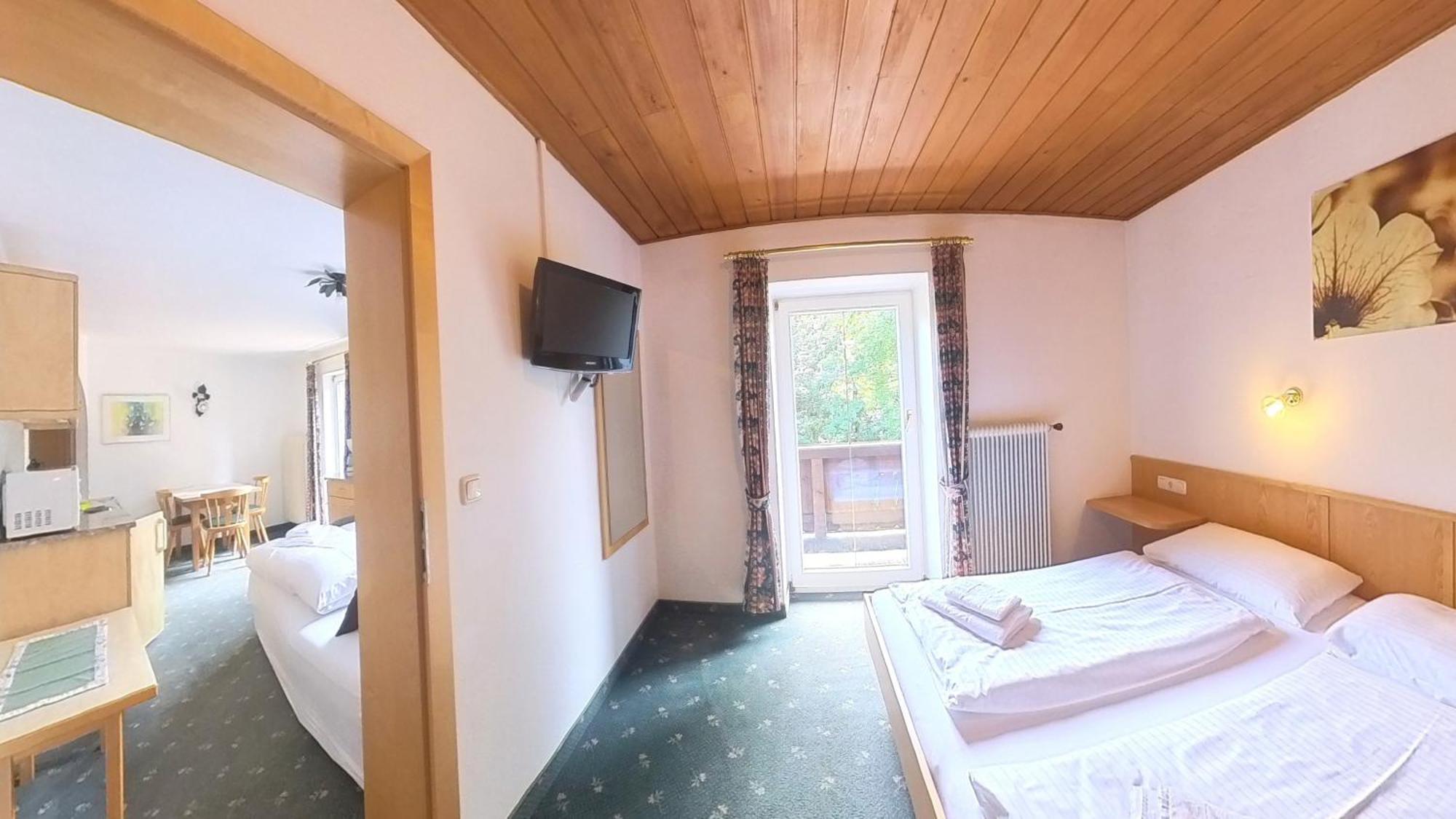 Das Christine Appartement Бриксен-им-Тале Экстерьер фото